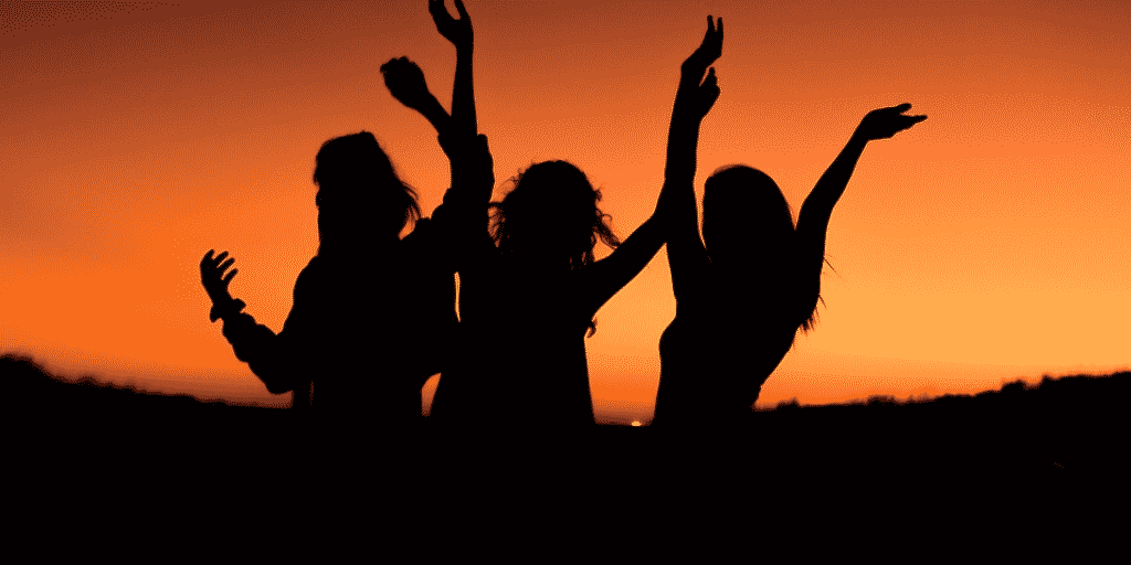 Frauen power sonnenuntergang Frauenkraftkreis Frauen power sonnenuntergang Frauenkraftkreis